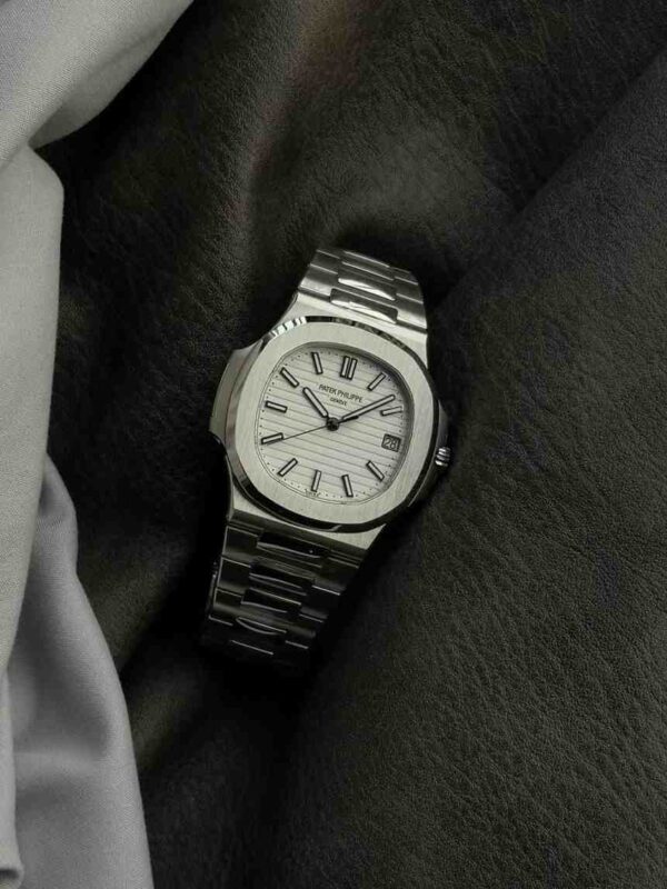 patek philippe nautilus - Image 4