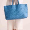 Woman Bottega Veneta Cabat