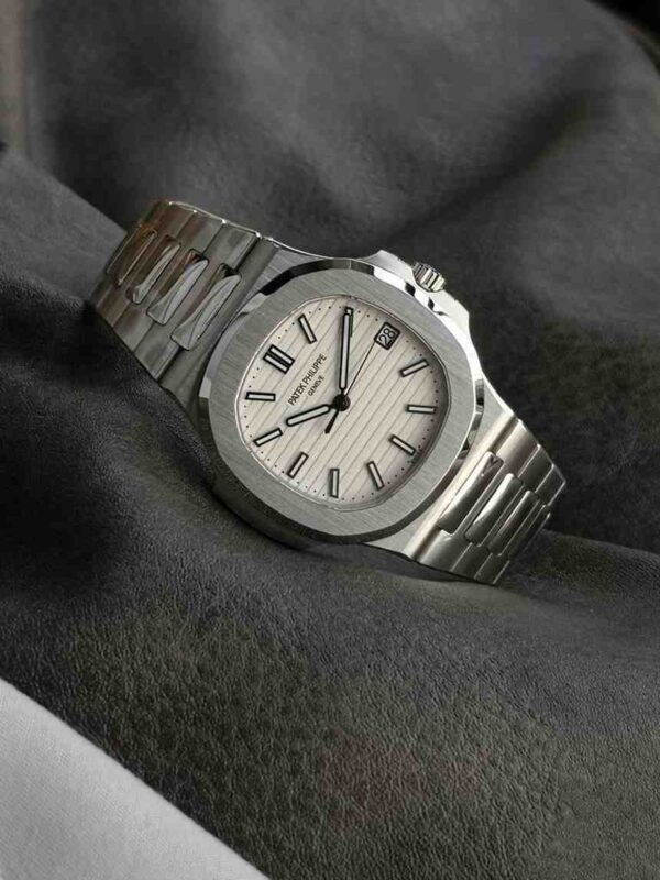 patek philippe nautilus - Image 2