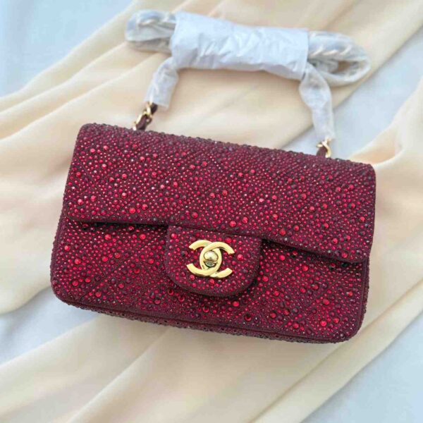 Chanel CC Series Diamond Chain Crossbody Bag - Image 2