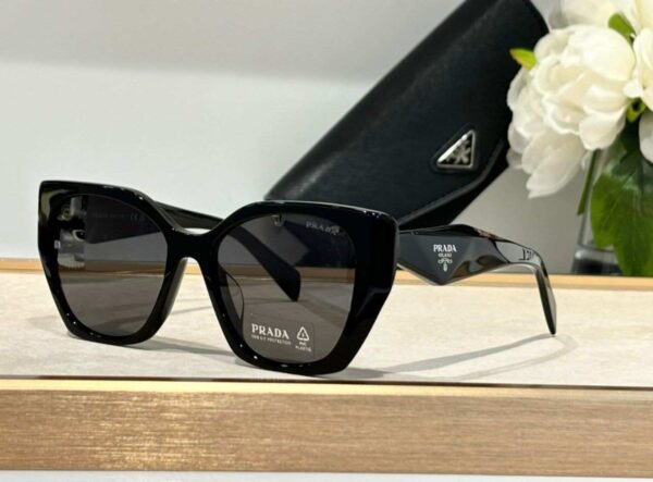 Prada PR 15WS 01R0A6 - Image 3