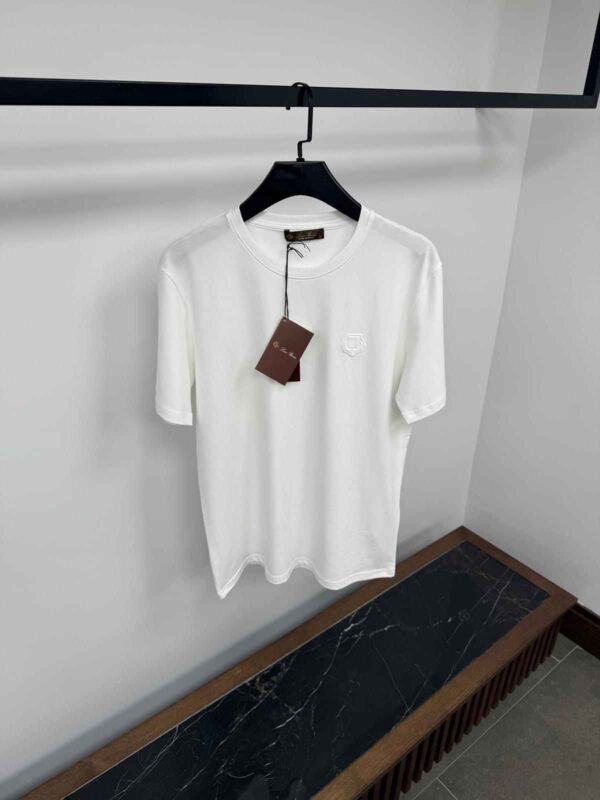 Maison Kitsune Chillax Fox T-shirt - Image 10