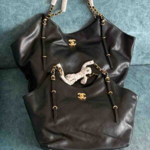 Chanel 25S Tote