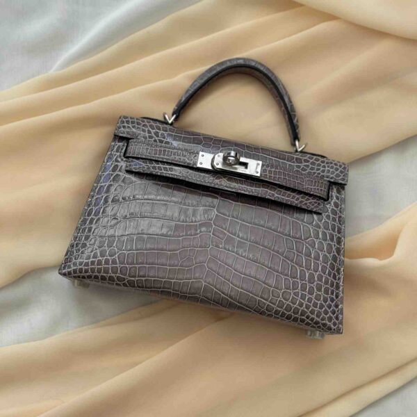 Hermes Shiny Alligator Mini Kelly - Image 3