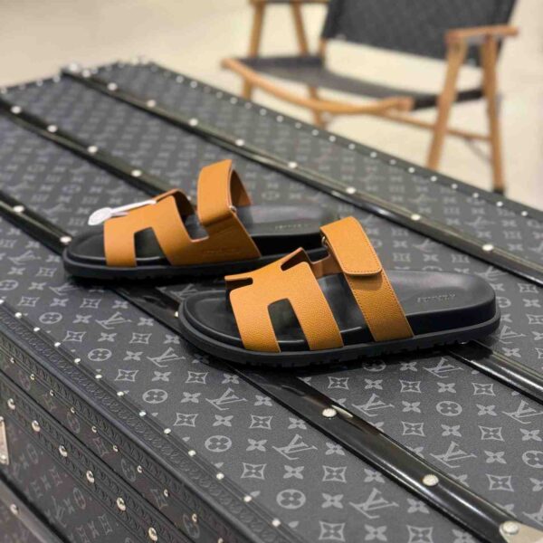 Hermes Chypre Sandals - Image 9