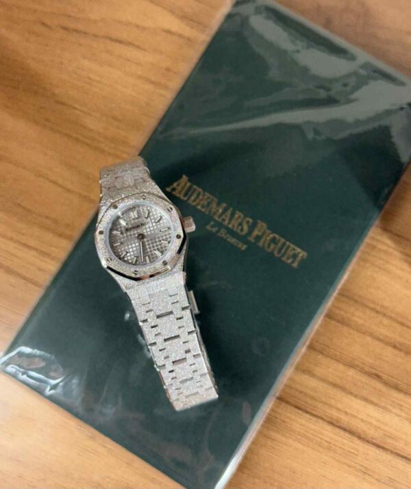 Audemars Piguet Royal Oak Mini Quartz Frosted 23 - Image 2