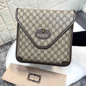 Gucci Neo Vintage Gg Medium Messenger Bag - Neutrals