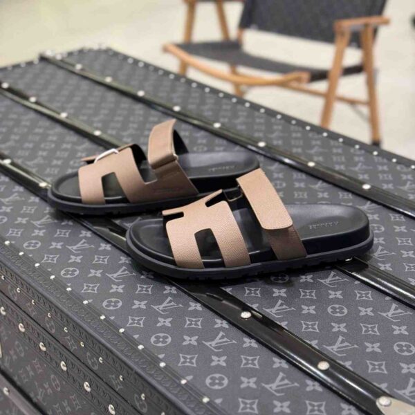 Hermes Chypre Sandals - Image 4