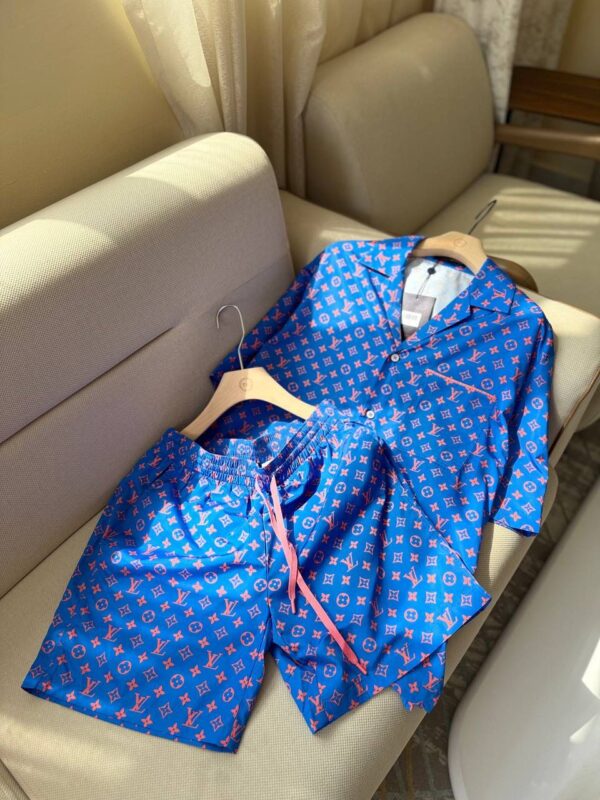 Louis Vuitton Men's Blue Set
