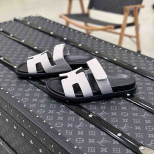 Hermes Chypre Sandals